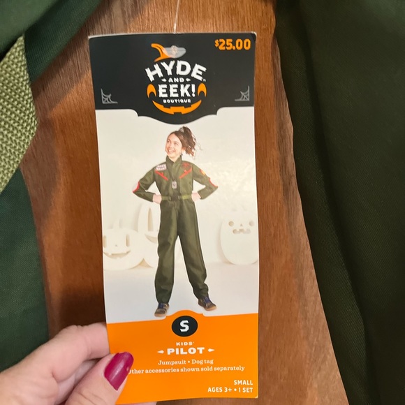 Hyde & Eek Other - New kids size 4 to 7 pilot outfit /Halloween costume NWT